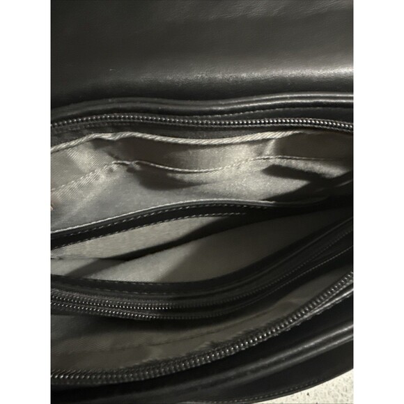 Oneoddbird Black Flap Shoulder Bag Crossbody Purse w/ 3 Interchangeable Flaps - Picture 7 of 14